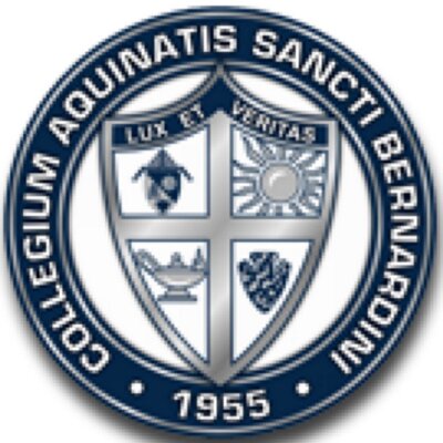 California – Trường Trung Học Aquinas High School, USA